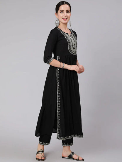 BLACK FLARED 3/4 SLEEVE ROUND NECK KURTA SET