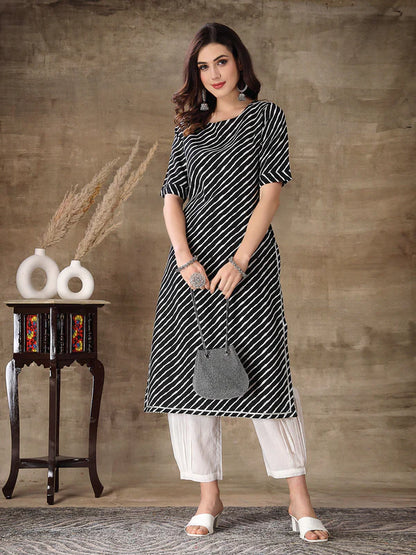 LEHARIYA PRINTED COTTON STRAIGHT KURTA PANT SET