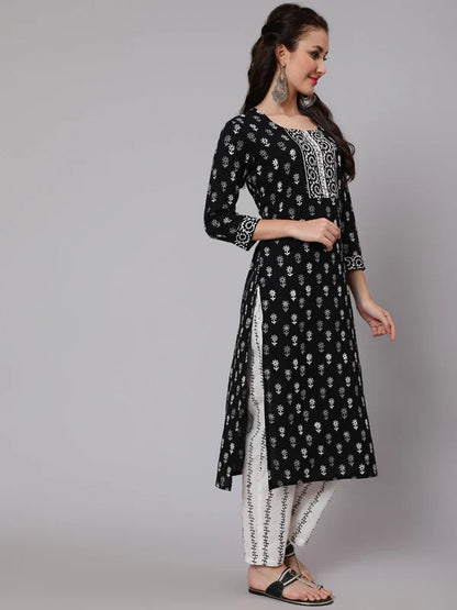 PRINTED COTTON CALF LENGTH STRAIGHT 3/4 SLEEVE ROUND NECK PRINTED KURTA, PANTS WITH DUPATTA SET