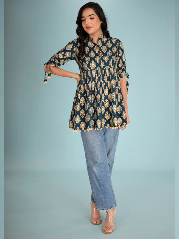 BLUE GOLD-TONED ETHNIC MOTIFS PRINT TOP