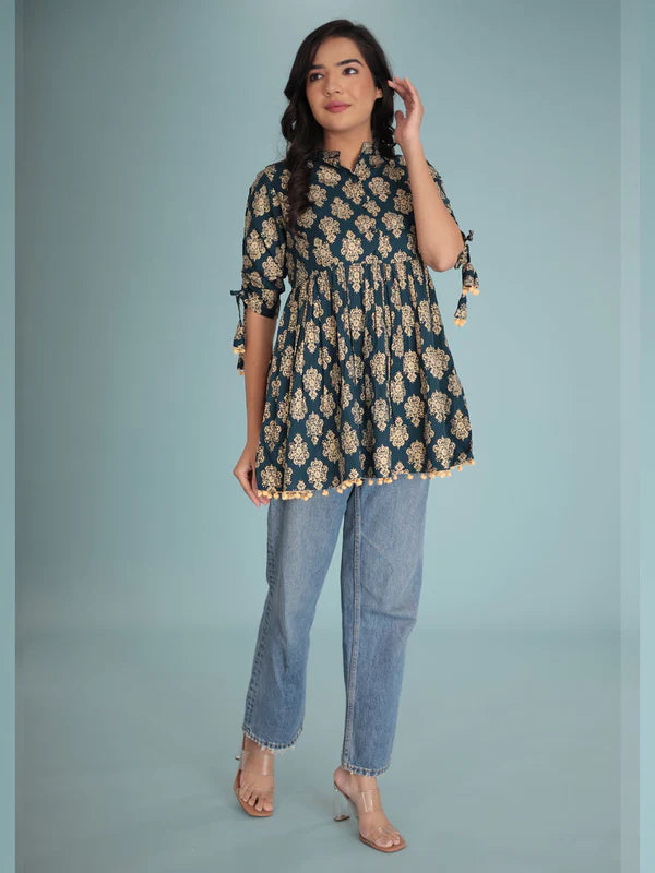 BLUE GOLD-TONED ETHNIC MOTIFS PRINT TOP