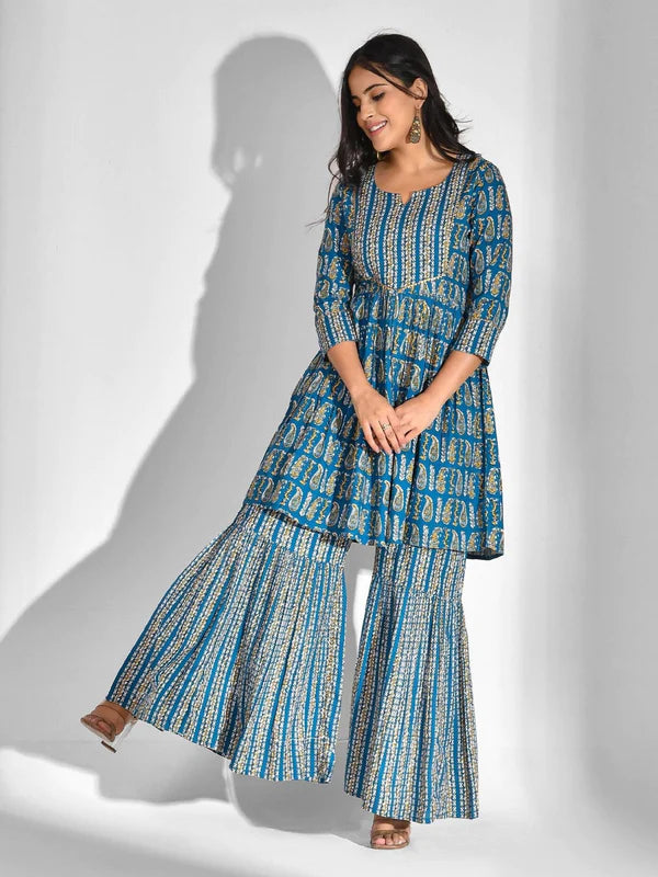 VISCOSE RAYON PAISLEY ROUND NECK KURTA SET