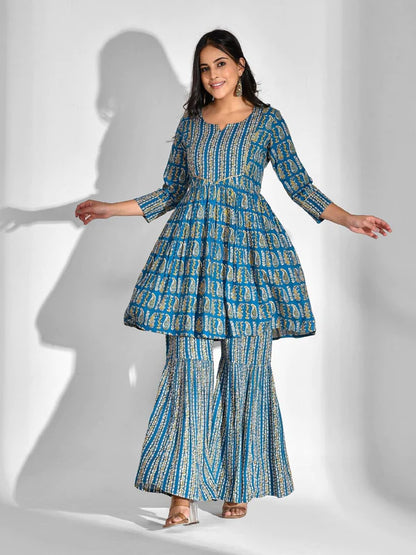 VISCOSE RAYON PAISLEY ROUND NECK KURTA SET