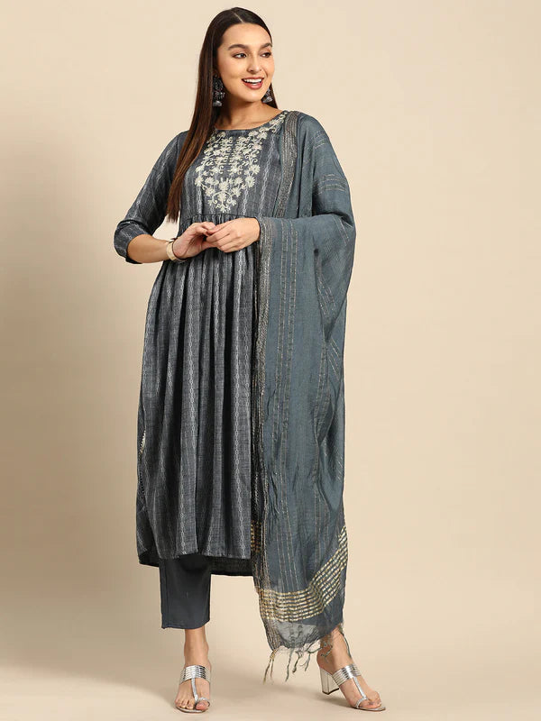 EMBROIDERED LONG STRAIGHT MUSLINE KURTA SET