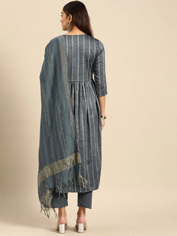 EMBROIDERED LONG STRAIGHT MUSLINE KURTA SET