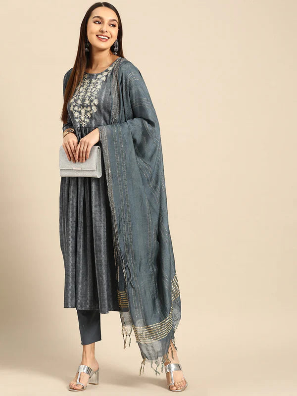 EMBROIDERED LONG STRAIGHT MUSLINE KURTA SET