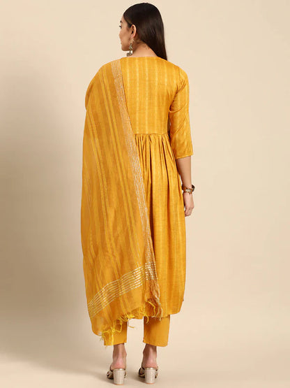 EMBROIDERED LONG STRAIGHT MUSLINE KURTA SET