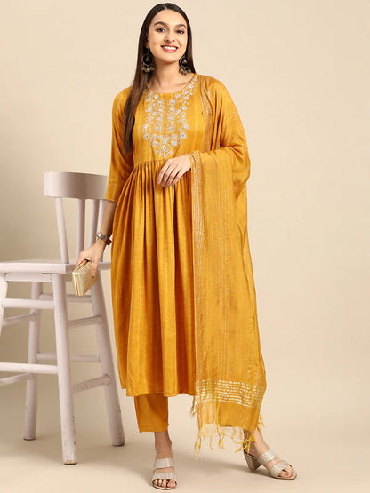 EMBROIDERED LONG STRAIGHT MUSLINE KURTA SET