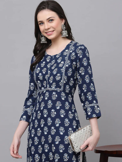 STRAIGHT EMBROIDERED KURTA