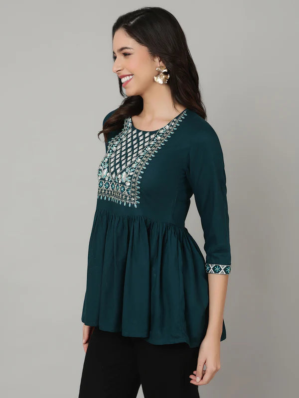 EMBROIDERED ROUND NECK PURE COTTON TOP