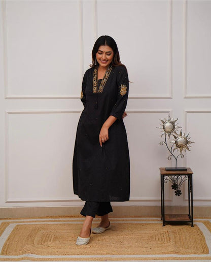 BLACK STRAIGHT KURTI PANT SET