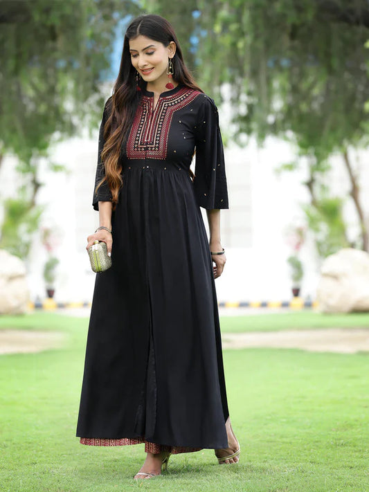 BLACK RAYON EMBROIDERED & PRINTED HIGH-SLIT KURTA SETS