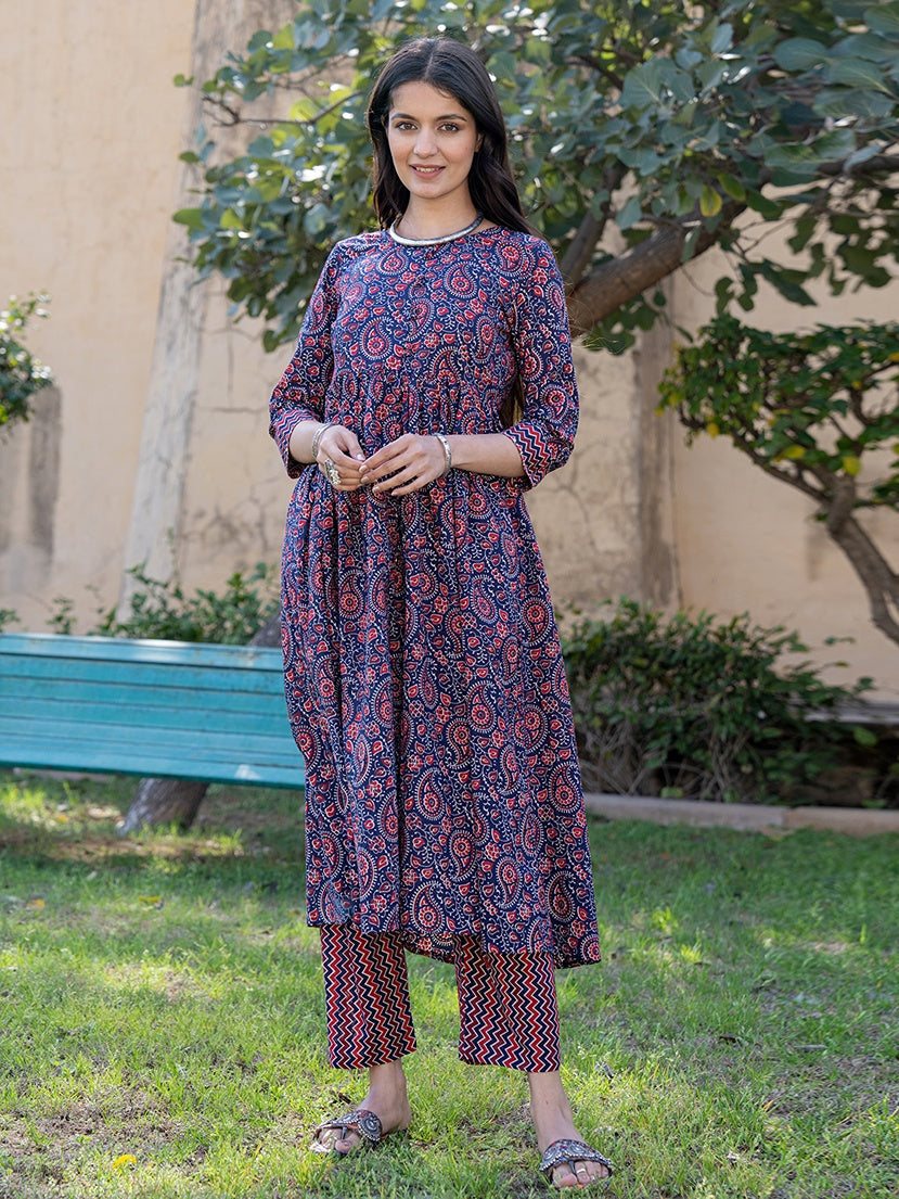 Blue Cotton Printed gathered kurta Set With Front Slit-Yufta Store-1883SETBLS