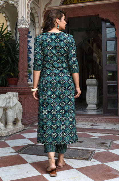 T.BLUE V Neck PRINTED Rayon Kurta Sets