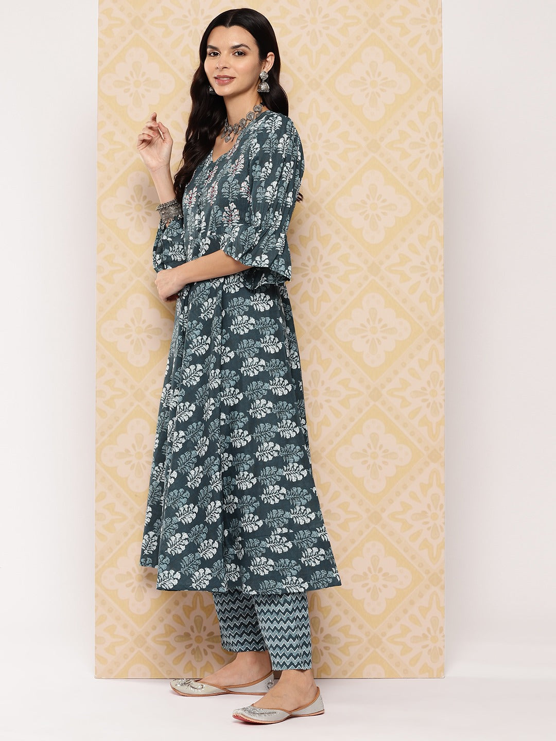 Ethnic Motifs Printed Regular Pure Cotton Kurta with Trousers & With Dupatta-Yufta Store-1544SKDGYS