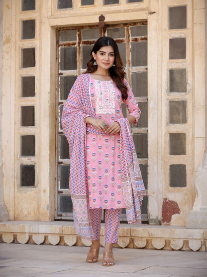 Floral Embroidered Regular Pure Cotton Kurta with Trousers & With Dupatta-Yufta Store-1448SKDPCS