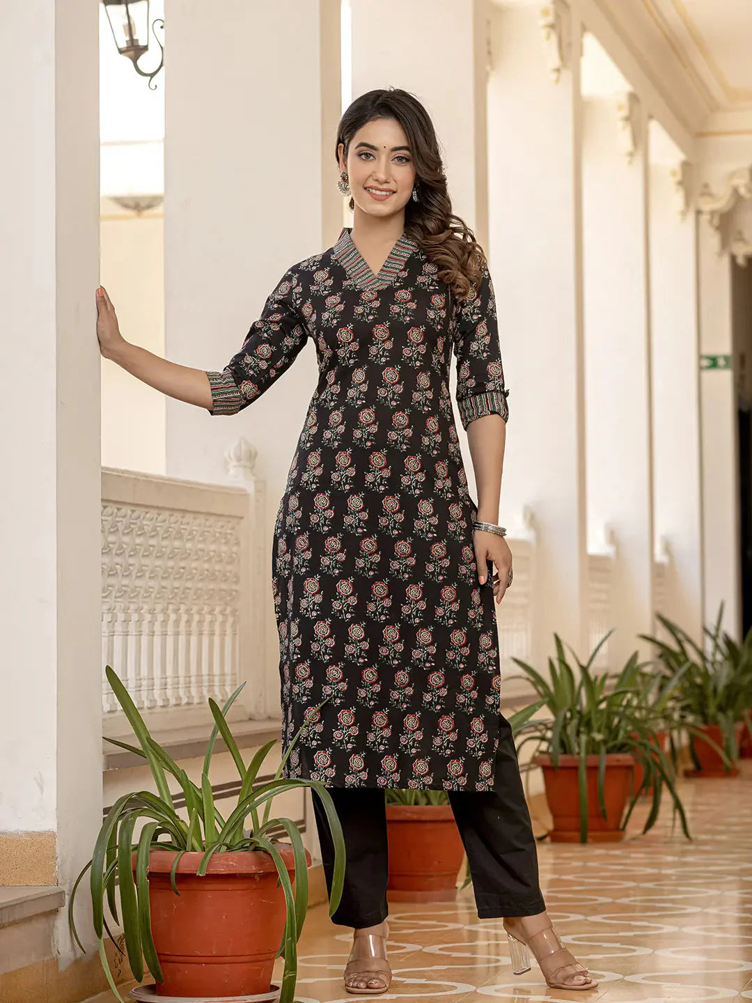 Floral Print Dori_Embroidery Straight Kurta Trouser Set-Yufta Store-1382SETBKS