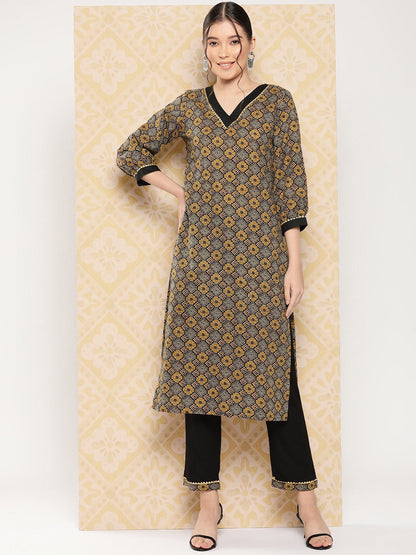 Geometric Printed Regular Pure Cotton Kurta with Trousers-Yufta Store-1400SETBRS