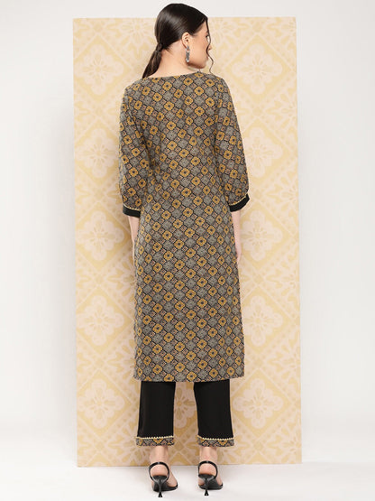 Geometric Printed Regular Pure Cotton Kurta with Trousers-Yufta Store-1400SETBRS