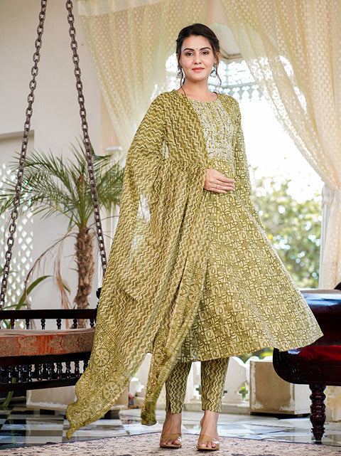 Green Ethnic Motifs Printed Regular Thread Work Pure Cotton Kurta with Trousers & With Dupatta-Yufta Store-1620SKDGRS