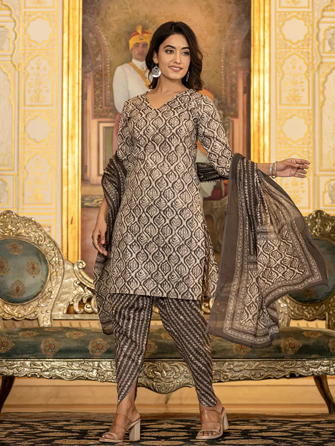 Grey Ethnic Motifs Straight Kurta Trouser And Dupatta Set-Yufta Store-6861SKDGYS