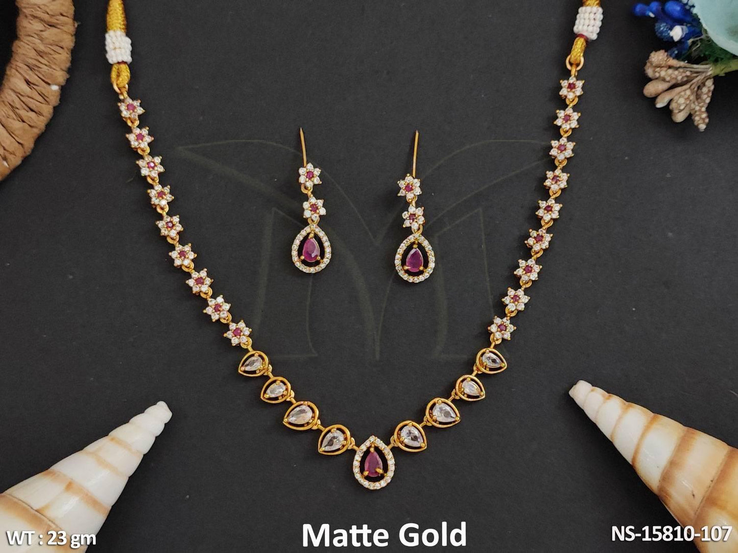 Elegant Kemp Jewellery Matte Gold Polish Necklace Set