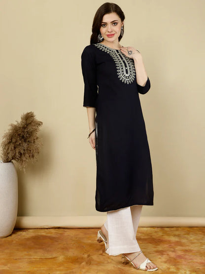 FLORAL EMBROIDERED ROUND NECK FLARED KURTA