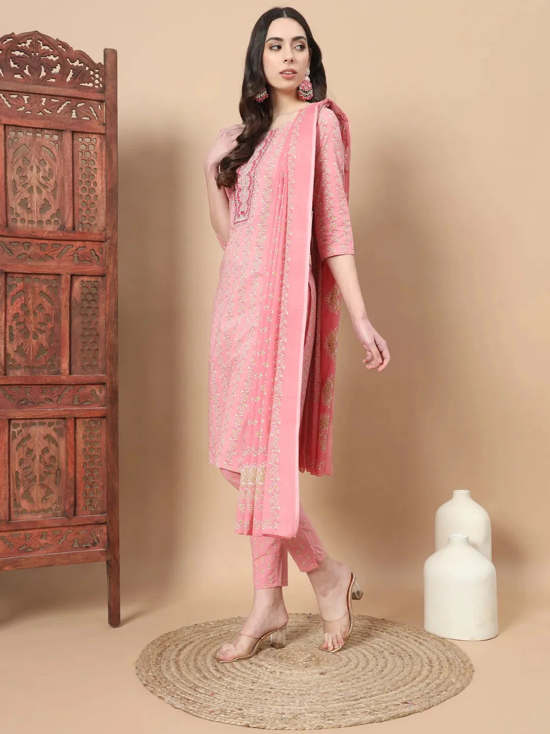 Pink Ethnic Motifs,Thread_Work Straight Kurta Trouser And Dupatta Set-Yufta Store-6812SKDPKS