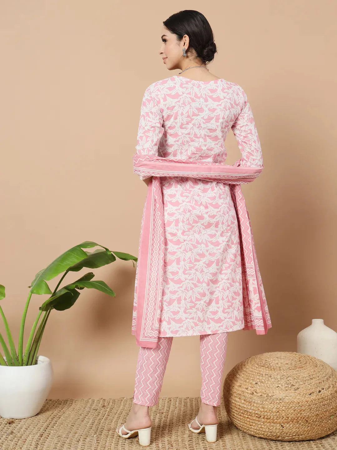 Pink Floral Print Sequins_Work Straight Kurta Trouser And Dupatta Set-Yufta Store-1752SKDPKS