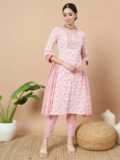 Pink Floral Print Sequins_Work Straight Kurta Trouser And Dupatta Set-Yufta Store-1752SKDPKS