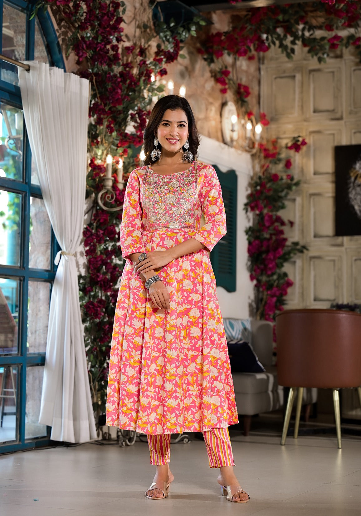 Pink Floral Zari_Work Kurta Trouser With Dupatta Set-Yufta Store-1823SKDPKS