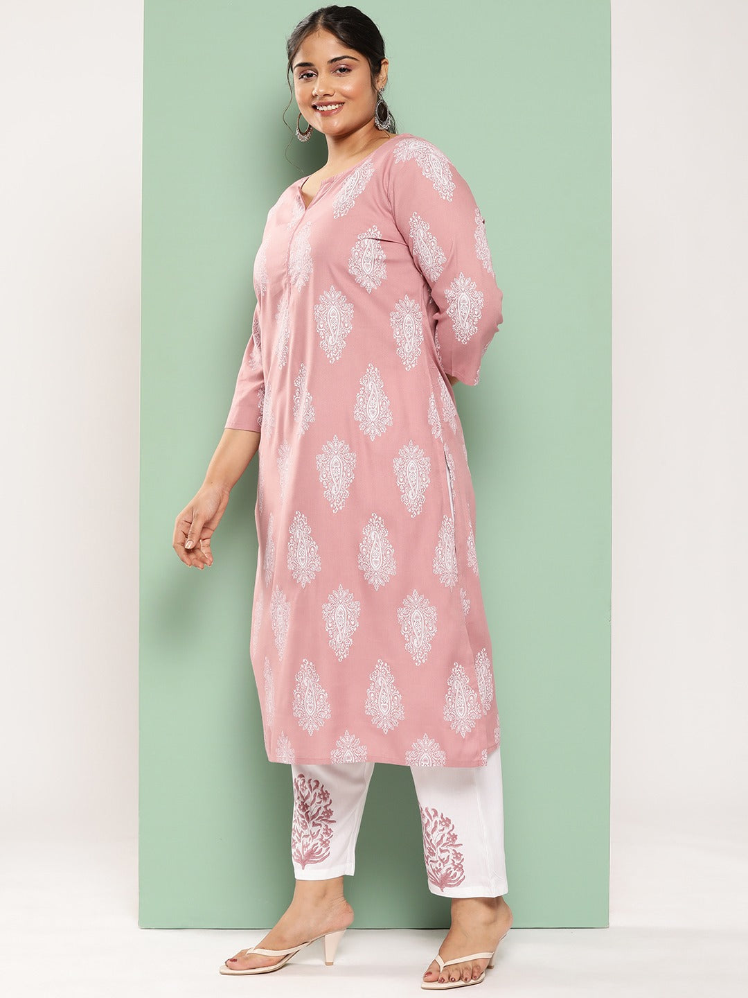 Plus Size Ethnic Motifs Printed Regular Kurta with Trousers & With Dupatta-Yufta Store-7298PSKDPR3XL