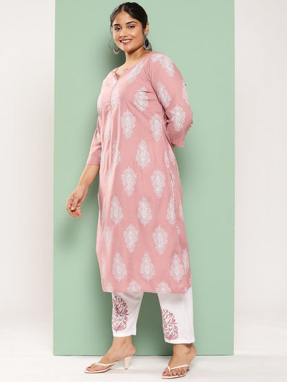 Plus Size Ethnic Motifs Printed Regular Kurta with Trousers & With Dupatta-Yufta Store-7298PSKDPR3XL