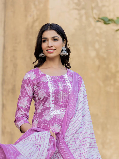 Purple Floral Print Straight Kurta Trouser And Dupatta Set-Yufta Store-6874SKDPRS