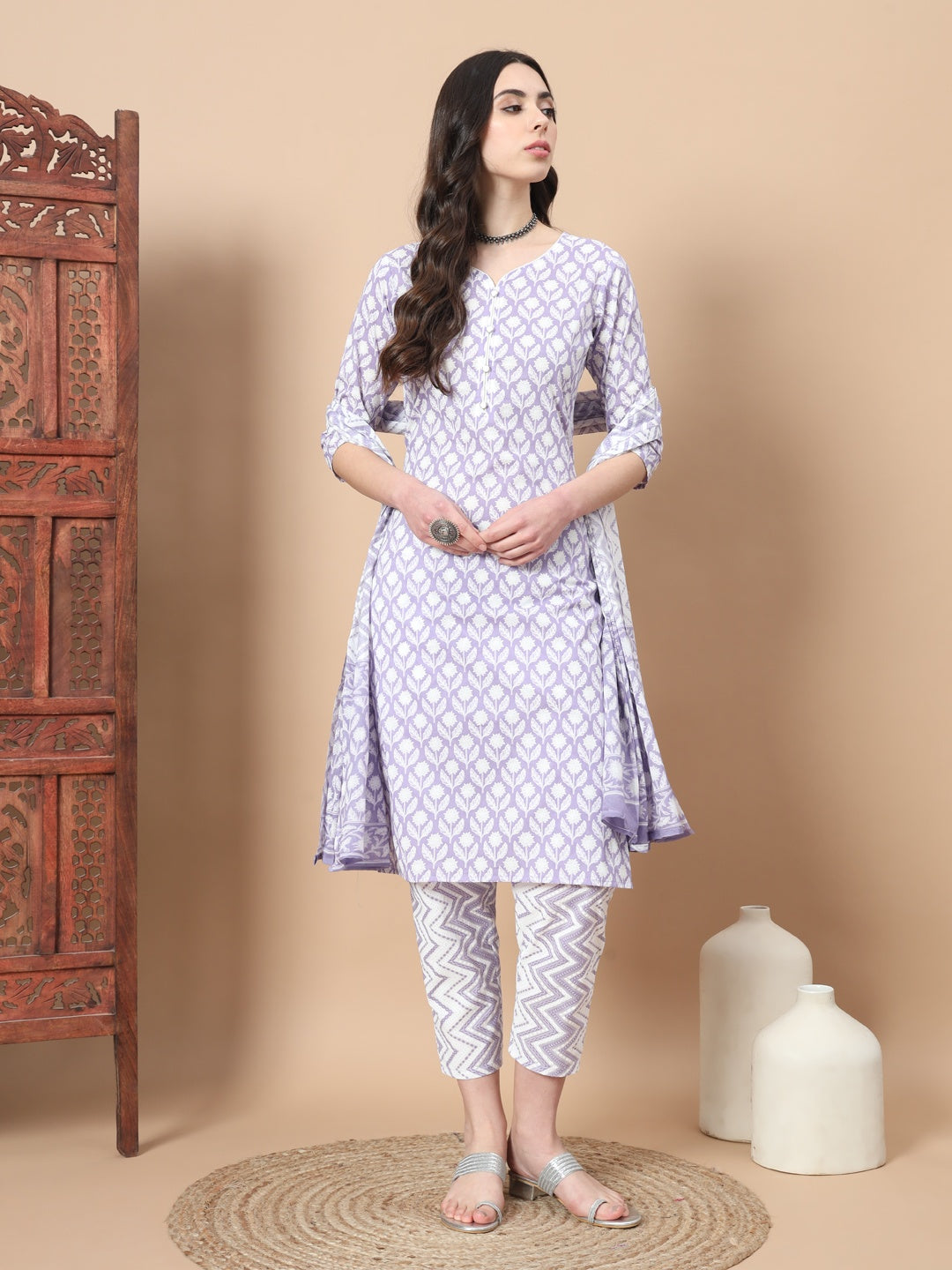 Purple Floral,Piping On Yoke Straight Kurta Trouser And Dupatta Set-Yufta Store-6833SKDPRS