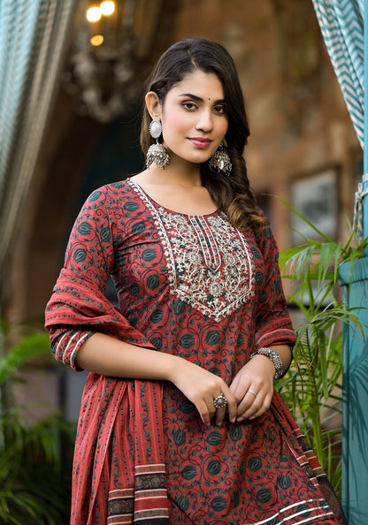 Rust Ethnic Motifs Dori_Embroidery Kurta Sharara With Dupatta Set-Yufta Store-1741SKDRTS