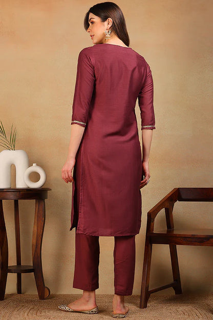 Mauve Silk Blend Solid Embroidered Straight Kurta