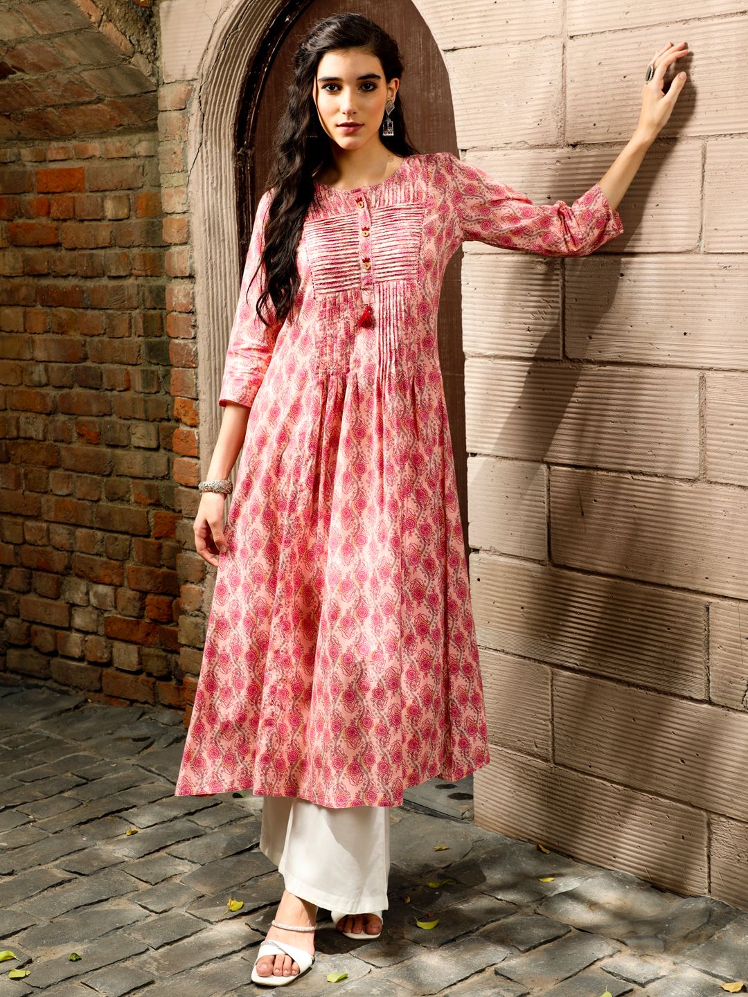 Peach Ethnic Floral Printed Pin Tuck A-Line Kurta