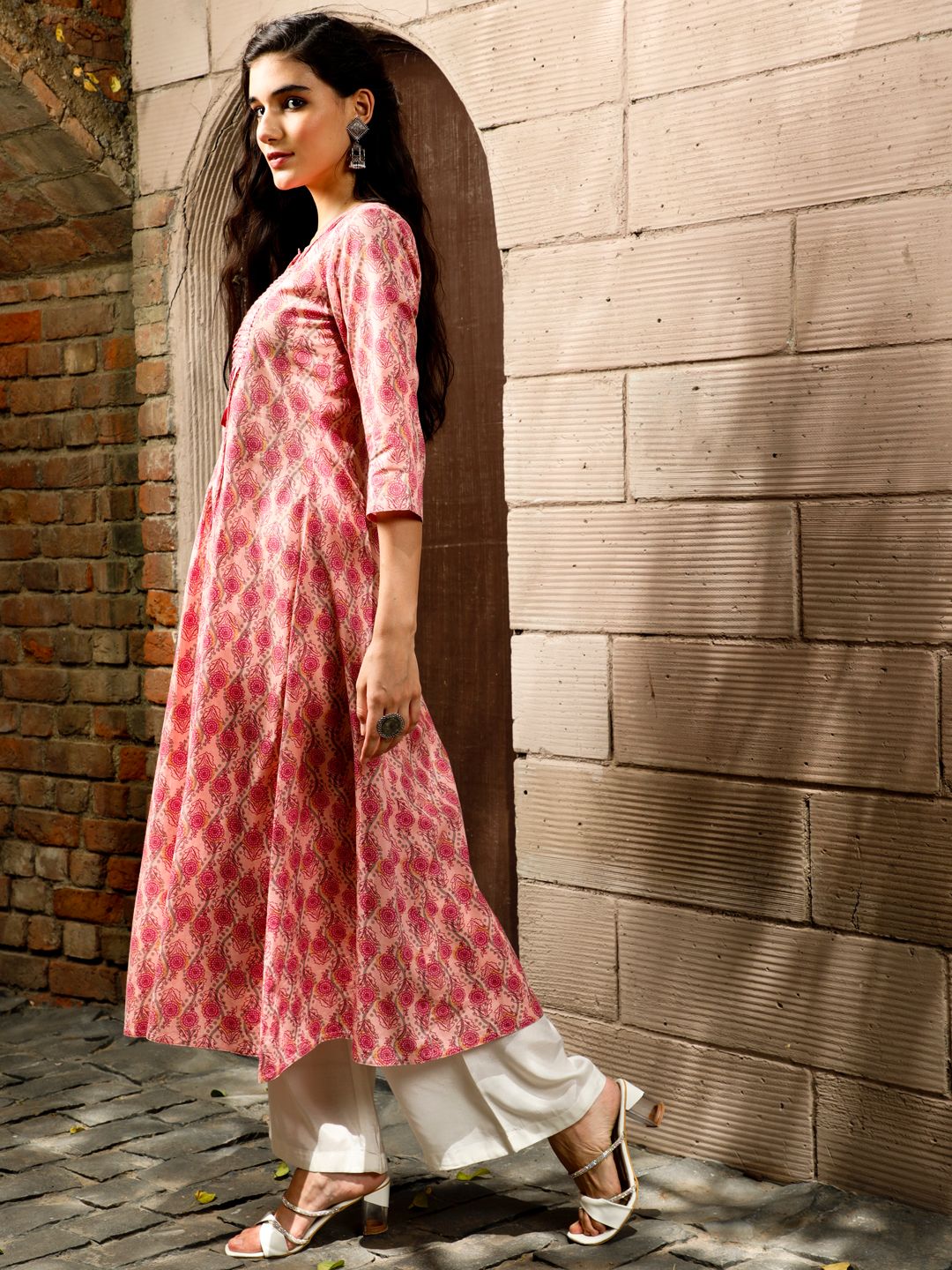 Peach Ethnic Floral Printed Pin Tuck A-Line Kurta