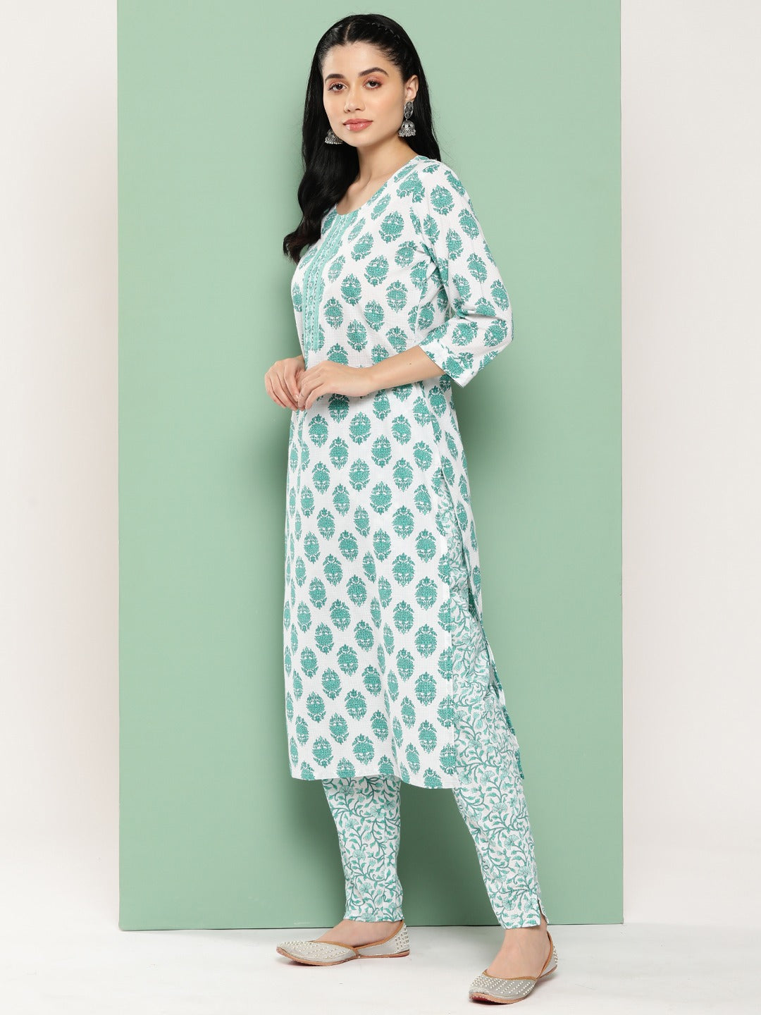 Women Floral Regular Pure Cotton Kurta with Trousers & Dupatta-Yufta Store-1365SKDWHS