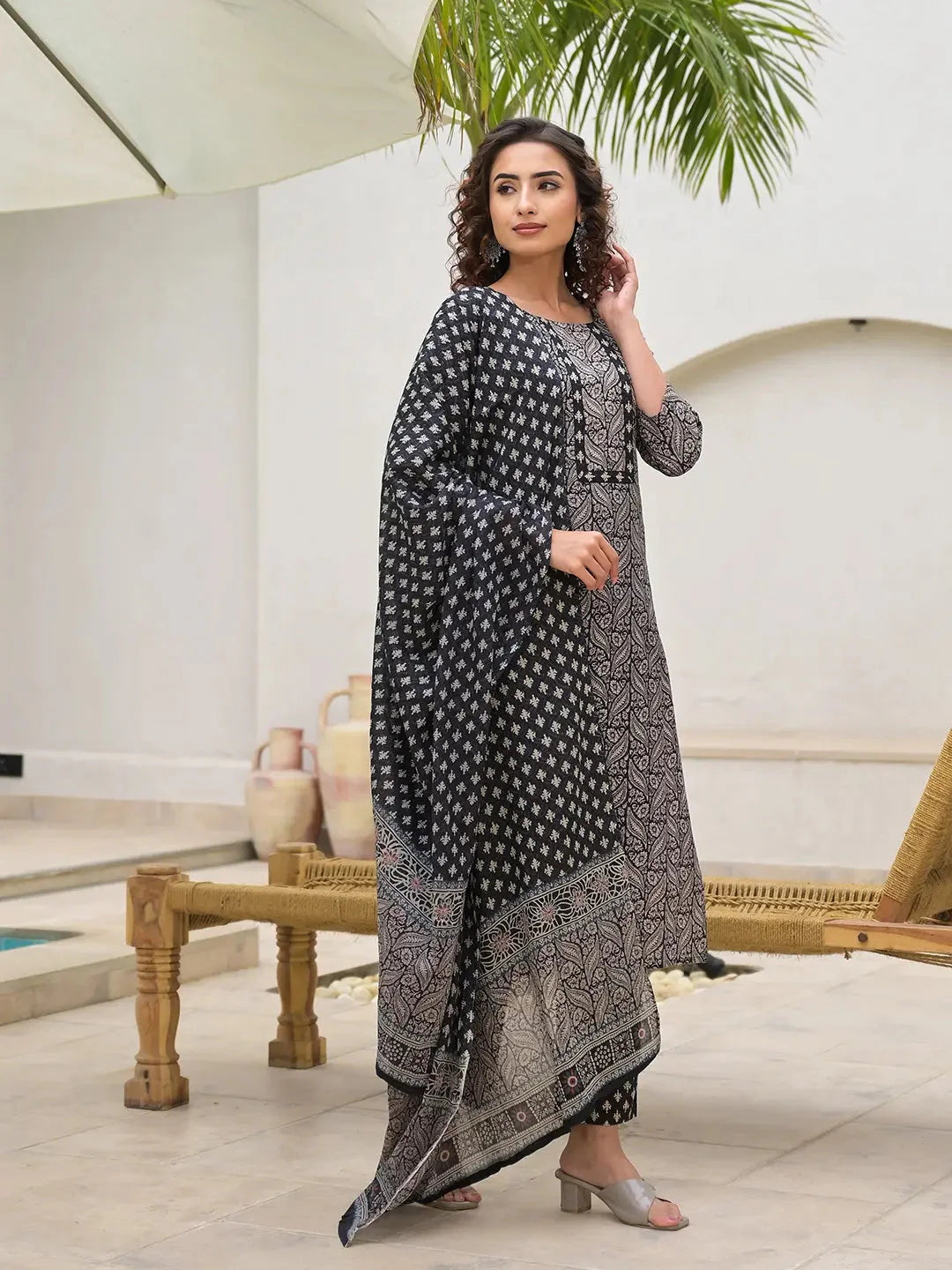 Yufta Embroidered Printed Black Cotton Kurta Set With Dupatta Set-Yufta Store-6880SKDBKS