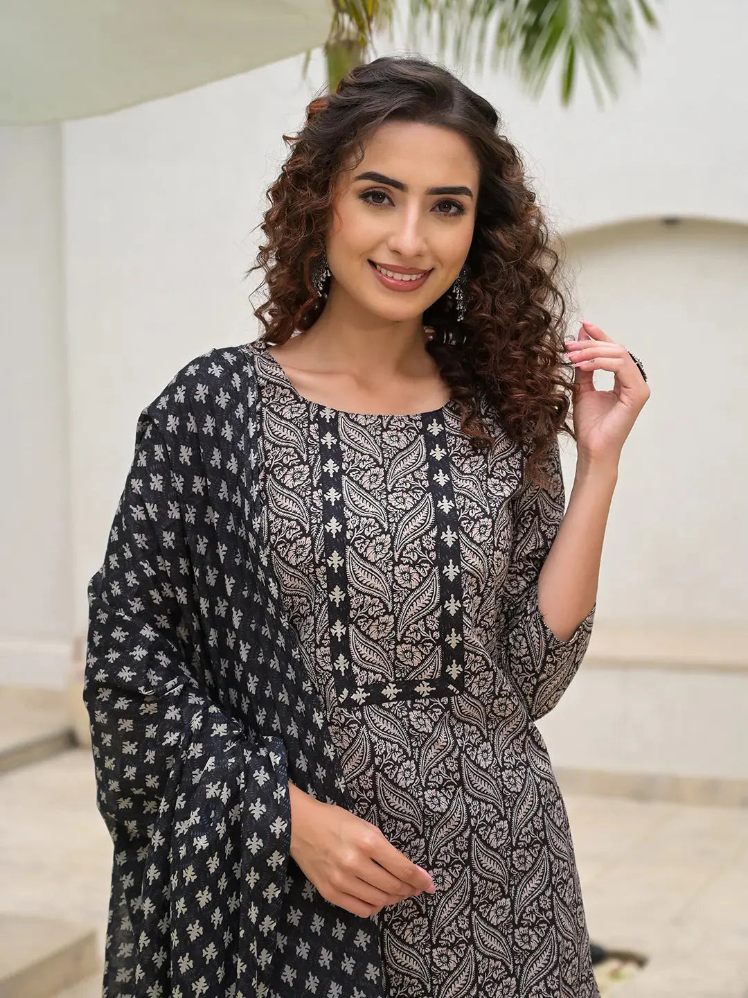 Yufta Embroidered Printed Black Cotton Kurta Set With Dupatta Set-Yufta Store-6880SKDBKS