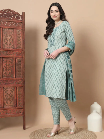 Yufta Green Block Print,Thread_Work Straight Kurta Trouser And Dupatta Set-Yufta Store-1742SKDGRS