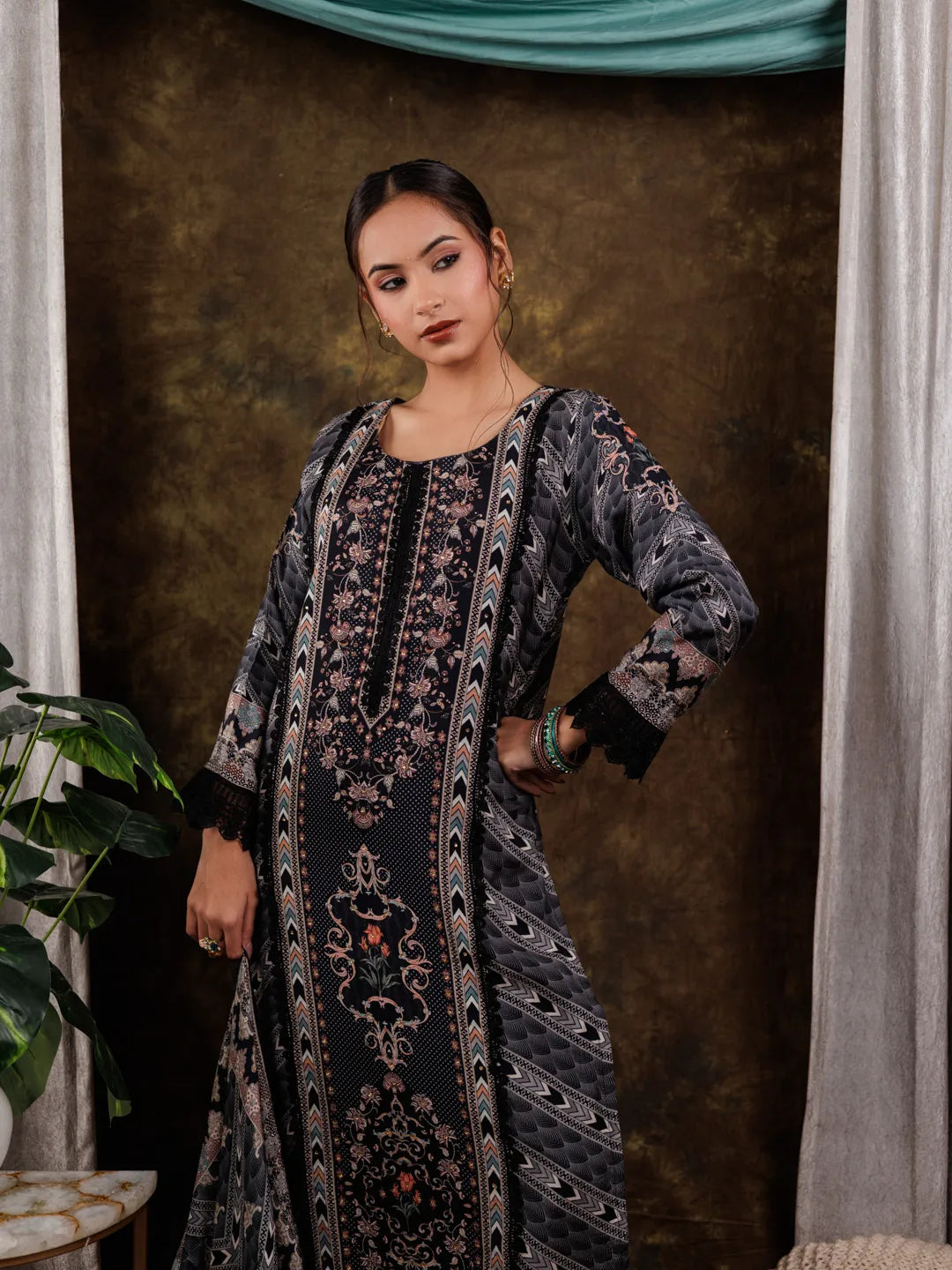 Pure Muslin Silk Black Ethnic Motifs Kurta Dupatta Set